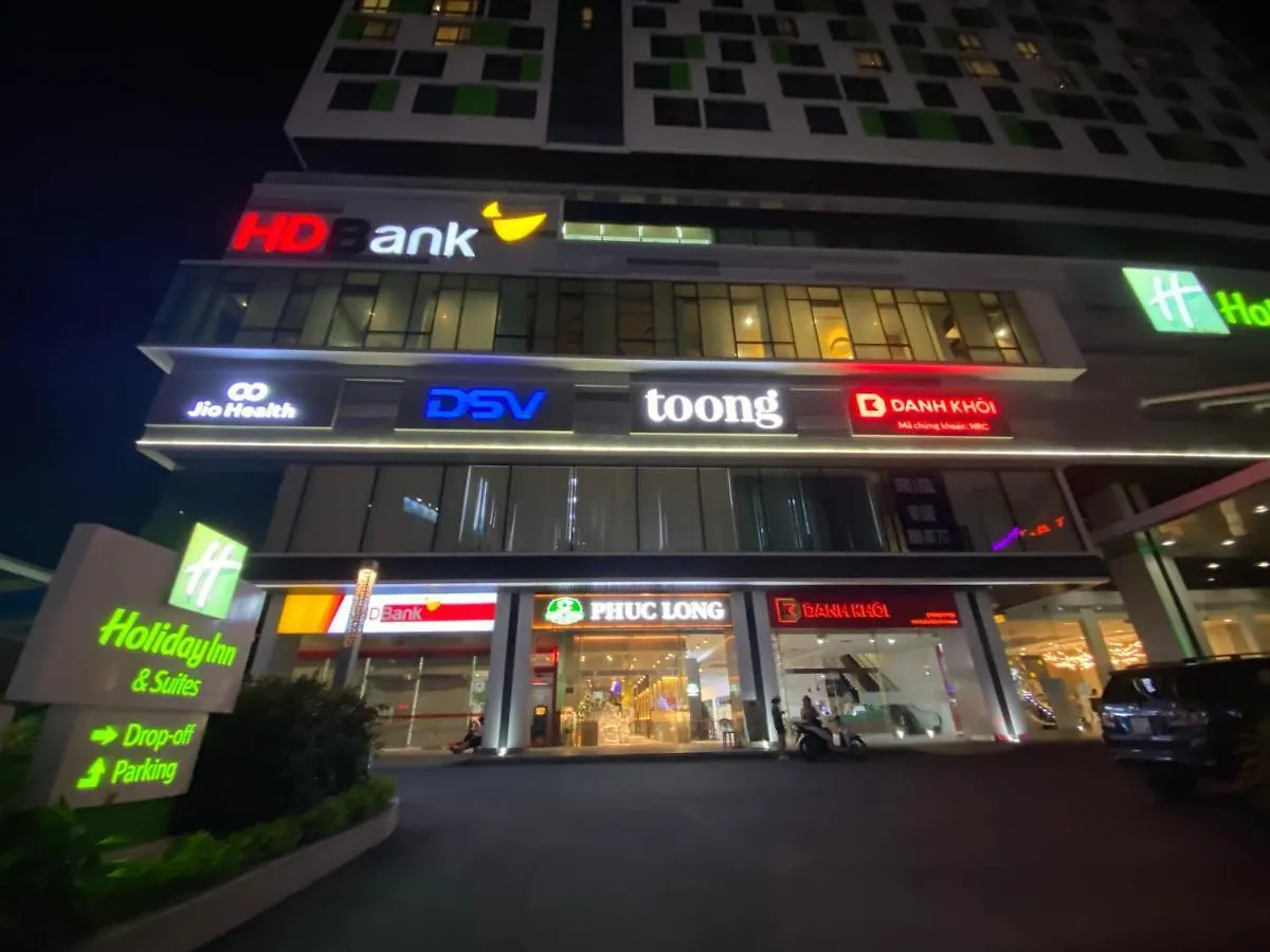 Republic Plaza Sai Gon Airport - Free Pool Apartment Ho Chi Minh City